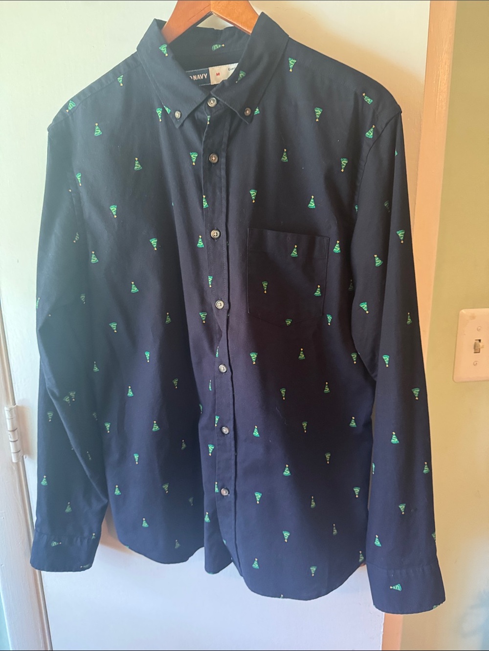 Old Navy Men's Navy Button-Down Shirt with Green Christmas Tree Print
